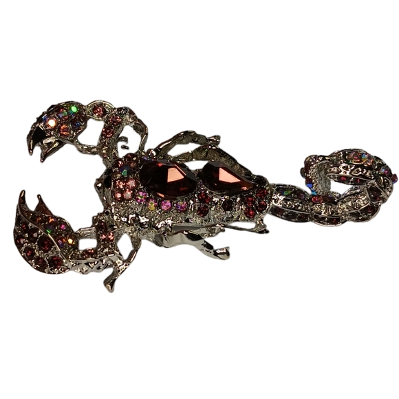 Scorpion Crystal Rhinestone Bling Articulated Stinger Brooch Pendant - Picture 10 of 11